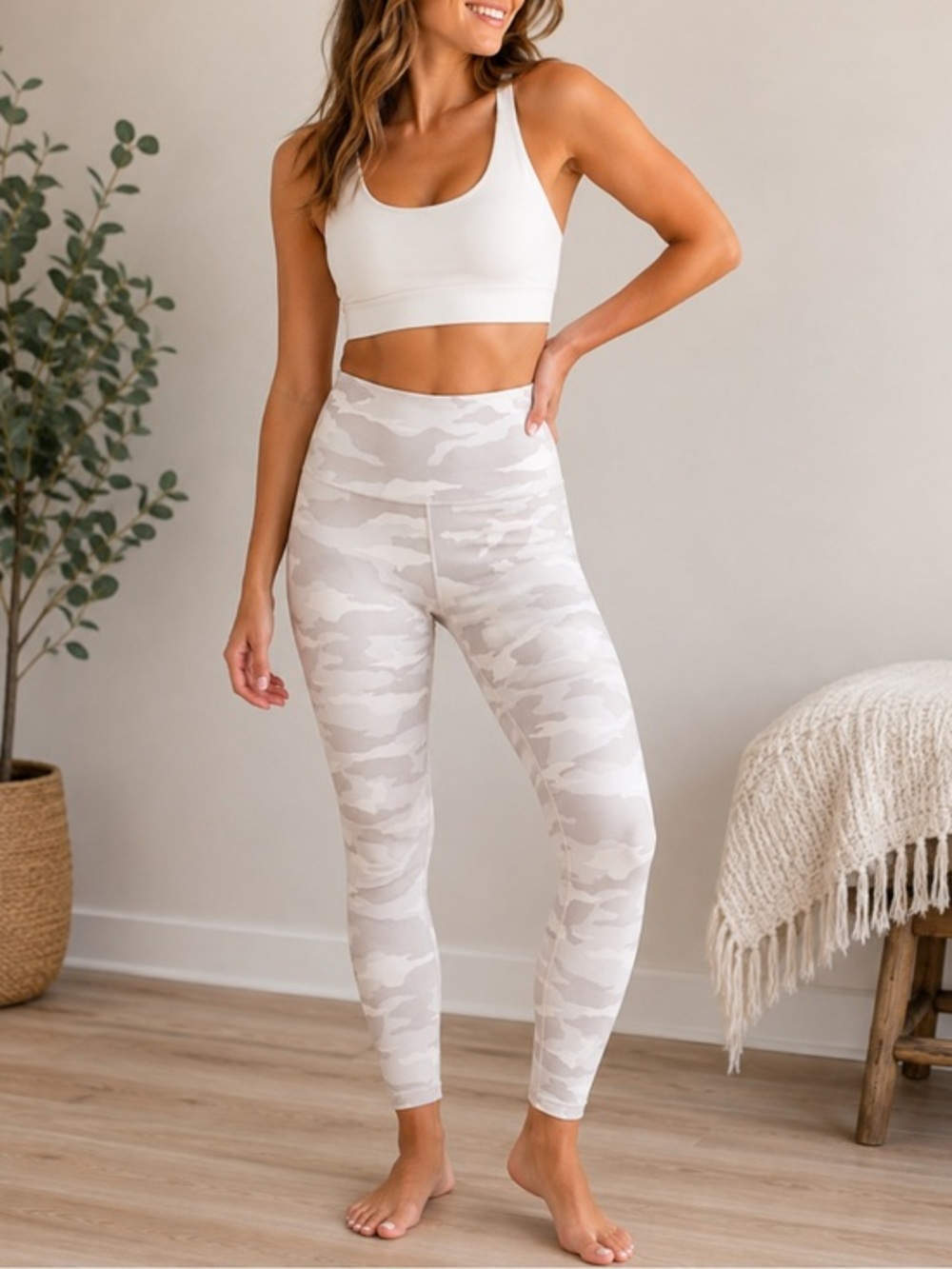 Athleta Camo High Rise Leggings XS White and Gray